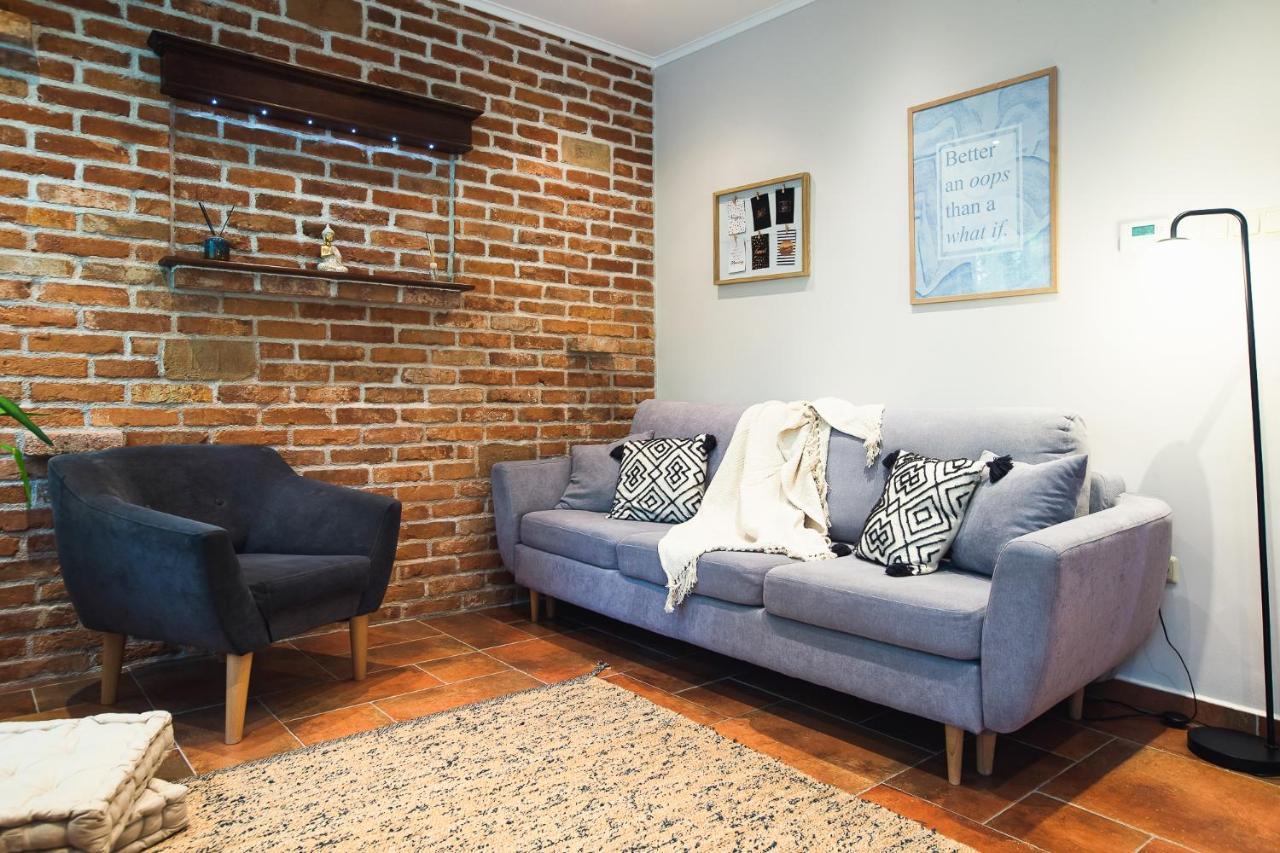 Bohemia Apartment *
